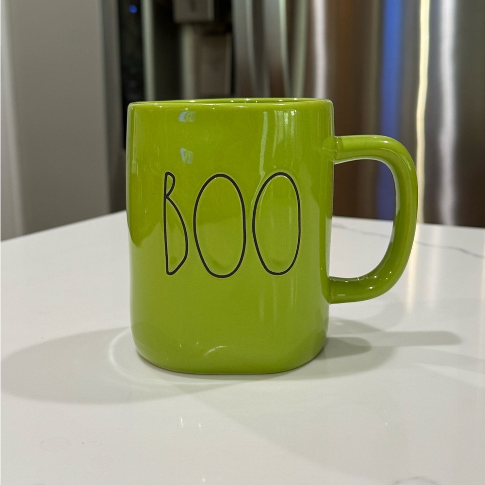 ☕️Rae Dunn Green BOO Ceramic Halloween Coffee Mug